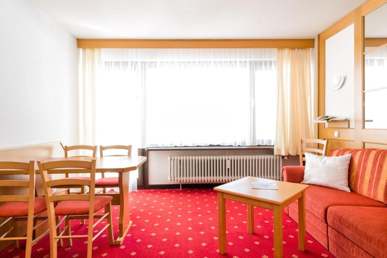 Aparthotel Kleinwalsertal Mittelberg Eksteriør billede
