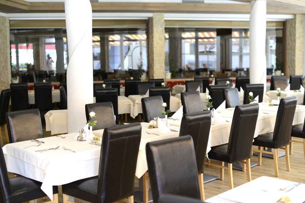Aparthotel Kleinwalsertal Mittelberg Eksteriør billede